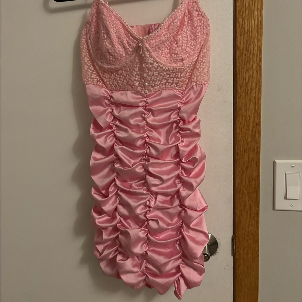 Size large, new with tags For Love and Lemons dress. Super cute. Pink.